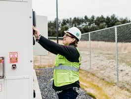 Battery Energy Storage System by Convergent Energy and Power for PJM Utilities Battery Storage Solution for Reliability, Peak Load Management, Transmission and Distribution Deferral, Rate Stability